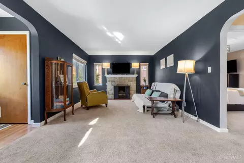 Living - 1630 Dell Ter, Cincinnati, OH 45230 photo 1 of 2