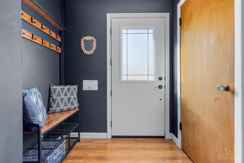 Entry Way - 1630 Dell Ter, Cincinnati, OH 45230 photo 1 of 3