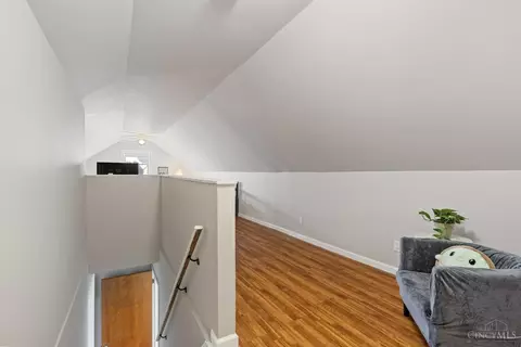 Entry Way - 1630 Dell Ter, Cincinnati, OH 45230 photo 3 of 3