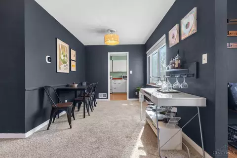 Dining - 1630 Dell Ter, Cincinnati, OH 45230 photo 1 of 4