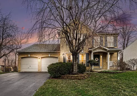 1069 Valley Wood Dr, Batavia, OH 45103