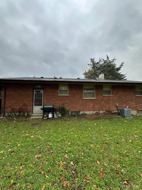 Exterior - 1174 Prairie Ave, Woodlawn, OH 45215 photo 4 of 5