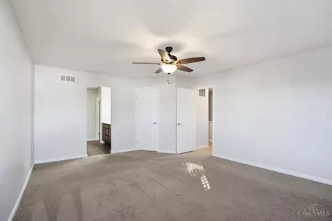Bedroom - 1440 Eagle Blvd, Hamilton Township, OH 45039 photo 2 of 8