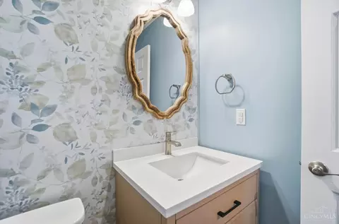 Bath - 1440 Eagle Blvd, Hamilton Township, OH 45039 photo 1 of 3