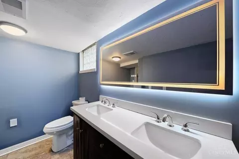 Bath - 5816 Argus Rd, Cincinnati, OH 45224 photo 2 of 4