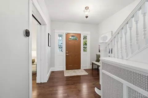Entry Way - 4219 Eileen Dr, Cincinnati, OH 45209 photo 3 of 7