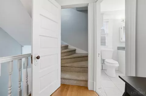 Entry Way - 4219 Eileen Dr, Cincinnati, OH 45209 photo 7 of 7