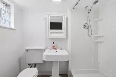 Bath - 4219 Eileen Dr, Cincinnati, OH 45209 photo 7 of 7