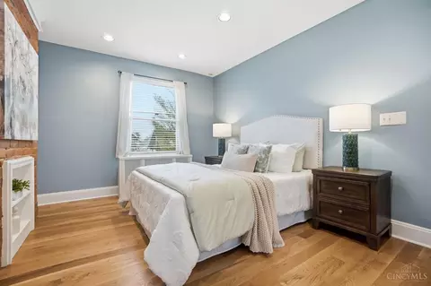 Bedroom - 4219 Eileen Dr, Cincinnati, OH 45209 photo 1 of 6
