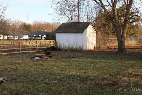Exterior - 816 Center St, Blanchester, OH 45107 photo 3 of 3