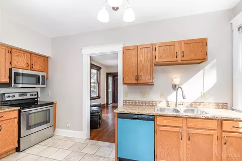 3013 Marshall Ave, Cincinnati, OH 45220 photo 14