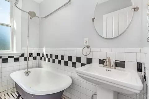 3013 Marshall Ave, Cincinnati, OH 45220 photo 19