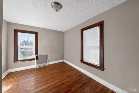 Bedroom - 4340 Eighth St, Cincinnati, OH 45205 photo 1 of 5