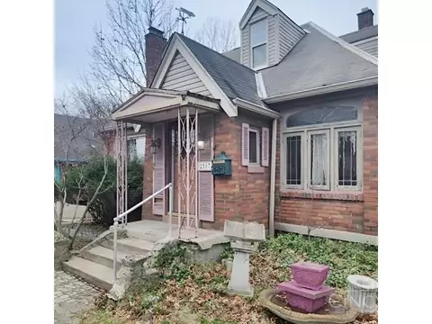 2507 Forthmann Pl, Cincinnati, OH 45211 photo 3