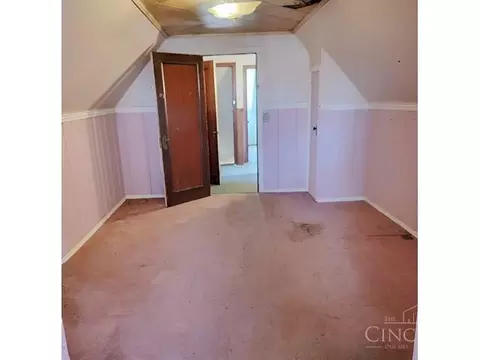 2507 Forthmann Pl, Cincinnati, OH 45211 photo 9