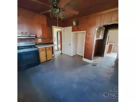 2507 Forthmann Pl, Cincinnati, OH 45211 photo 10