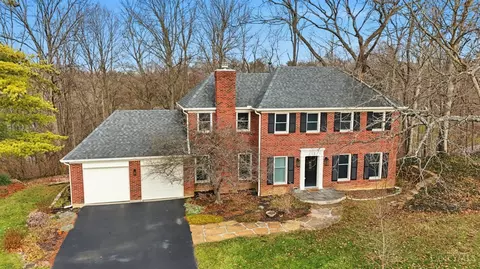 849 Shawnee Trace Ct, Cincinnati, OH 45255