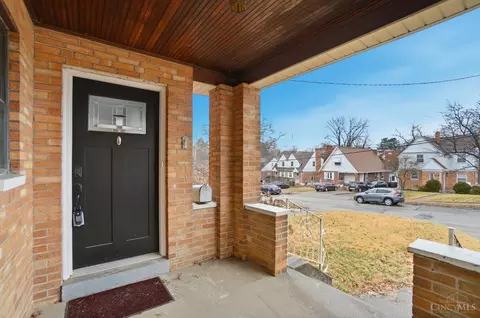 Exterior - 4915 Heuwerth Ave, Cincinnati, OH 45238 photo 6 of 8