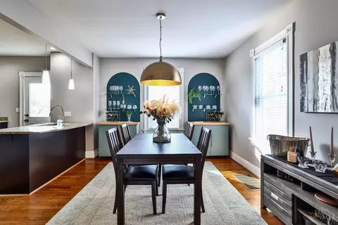 Dining - 2861 Markbreit Ave, Cincinnati, OH 45209 photo 1 of 3