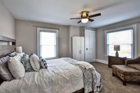 Bedroom - 2861 Markbreit Ave, Cincinnati, OH 45209 photo 1 of 4