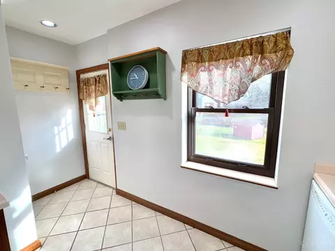 Entry Way - 4012 School Section Rd, Cheviot, OH 45211 photo 2 of 4