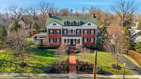 2957 Annwood St, Cincinnati, OH 45206