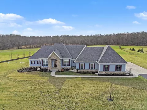 9143 Swigert Rd, Loveland, OH 45140
