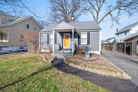 4050 Oleary Ave, Deer Park, OH 45236