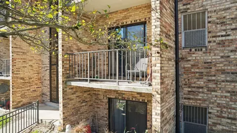 539 Davis Rd, Cincinnati, OH 45255 photo 7