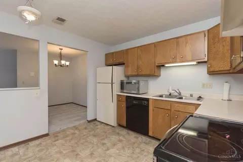 539 Davis Rd, Cincinnati, OH 45255 photo 23