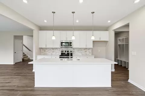 Kitchen - 1204 Eagle Blvd, Hamilton Township, OH 45039 photo 1 of 6