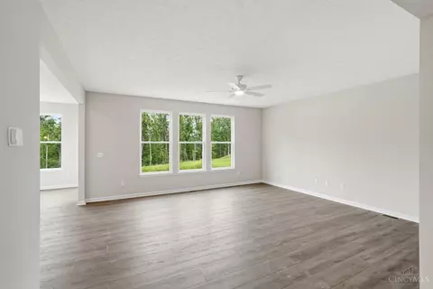 Living - 1204 Eagle Blvd, Hamilton Township, OH 45039 photo 1 of 4