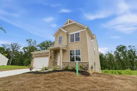 Exterior - 1204 Eagle Blvd, Hamilton Township, OH 45039 photo 2 of 4