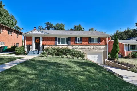 2868 Pineridge Ave, Cincinnati, OH 45208