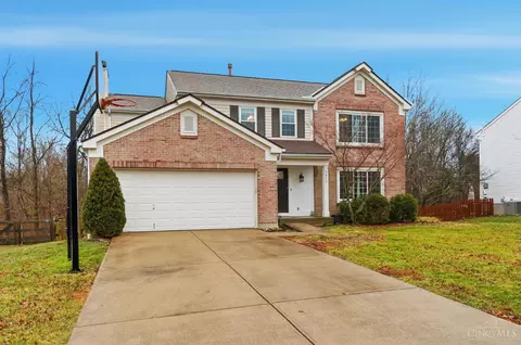 3840 Bach Grove Ct, Amelia, OH 45102