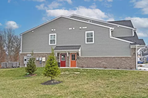 5881 Parkview Ln, Milford, OH 45150