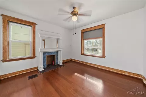 268 Mccormick Pl, Cincinnati, OH 45219 photo 5