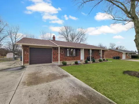 6148 Ivywood Dr, Hamilton, OH 45011