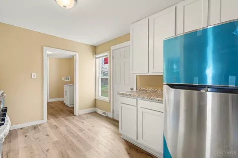 Entry Way - 321 Southern Ave, Reading, OH 45215 photo 1 of 1