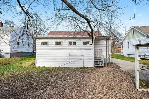 Exterior - 321 Southern Ave, Reading, OH 45215 photo 5 of 6