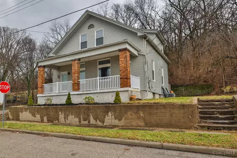 654 Third St, Reading, OH 45215