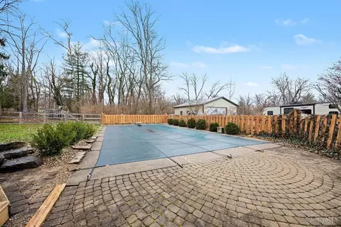856 Meadow Ridge Dr, Cincinnati, OH 45245 photo 49