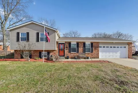 5276 Chateau Way, Fairfield, OH 45014
