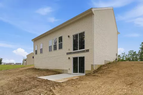 Exterior - 1180 Eagle Blvd, Hamilton Township, OH 45039 photo 4 of 6