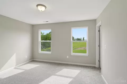 Bedroom - 1180 Eagle Blvd, Hamilton Township, OH 45039 photo 2 of 4