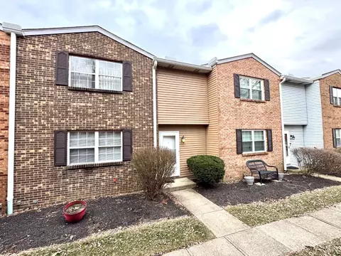 12107 Lakehaven Ct, Springdale, OH 45246