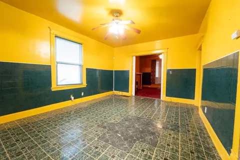 Living - 4610 Simpson Ave, Cincinnati, OH 45227 photo 4 of 7