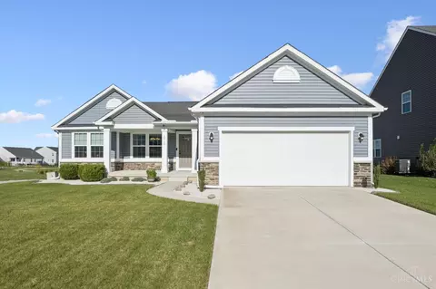Exterior - 2472 Streamside Dr, Batavia, OH 45103 photo 2 of 7
