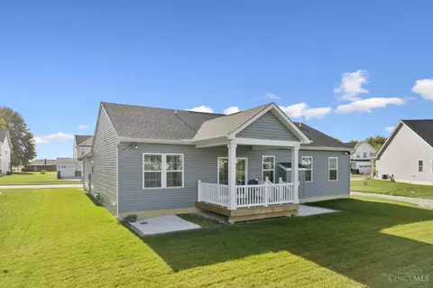 Exterior - 2472 Streamside Dr, Batavia, OH 45103 photo 5 of 7