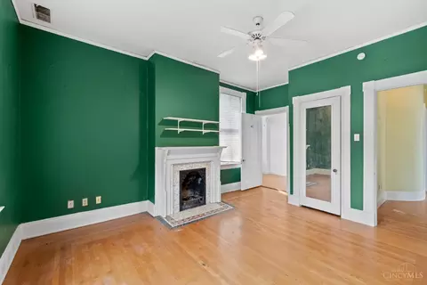 Bedroom - 3315 Morrison Ave, Cincinnati, OH 45220 photo 5 of 8